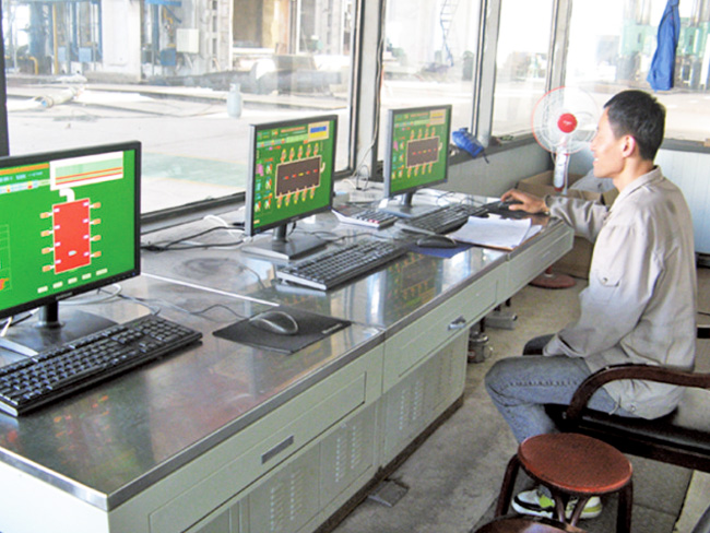 全自動加熱爐、正火爐操作室
